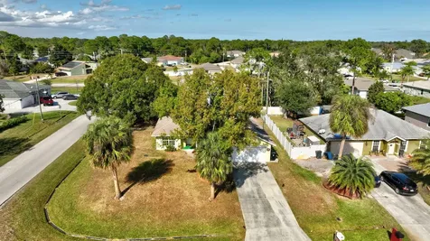 1765 Sw Desert Avenue Port Saint Lucie FL 34953