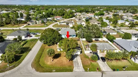 1765 Sw Desert Avenue Port Saint Lucie FL 34953