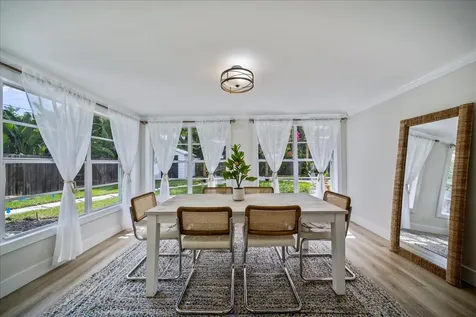 2706 10th Avenue Vero Beach FL 32960