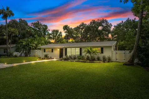 2706 10th Avenue Vero Beach FL 32960