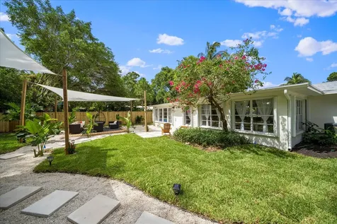 2706 10th Avenue Vero Beach FL 32960