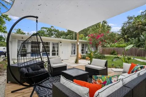 2706 10th Avenue Vero Beach FL 32960