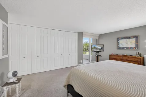 5510 N Ocean Drive Singer Island FL 33404