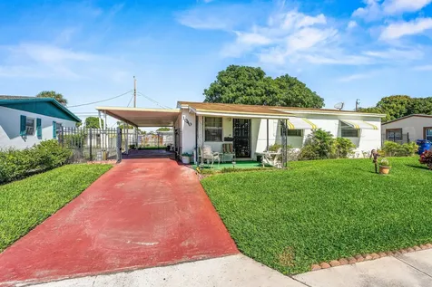 1040 W 1st Street Riviera Beach FL 33404