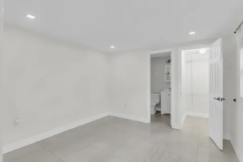 6350 Sw 32 Street Miami FL 33155