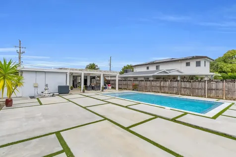6350 Sw 32 Street Miami FL 33155