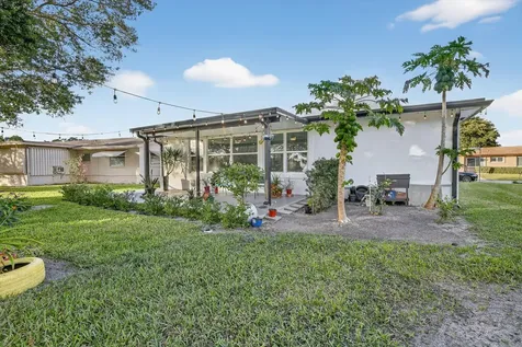 4400 Nw 45th Court Tamarac FL 33319