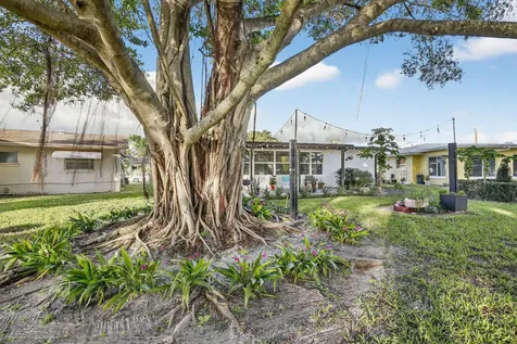 4400 Nw 45th Court Tamarac FL 33319