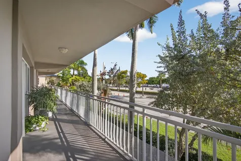 129 S Golfview Road Lake Worth Beach FL 33460