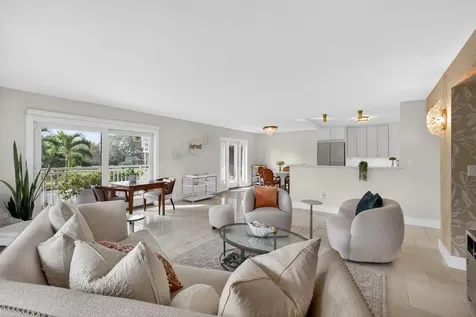 129 S Golfview Road Lake Worth Beach FL 33460