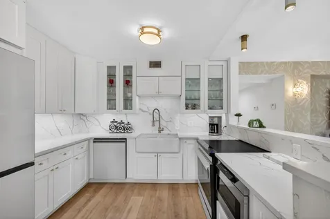 129 S Golfview Road Lake Worth Beach FL 33460
