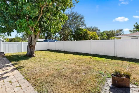 397 Ne Jonquil Street Port Saint Lucie FL 34983
