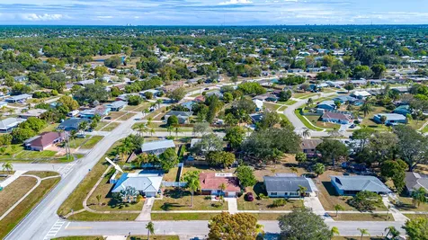 397 Ne Jonquil Street Port Saint Lucie FL 34983