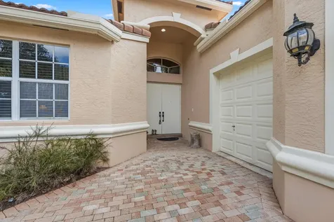 3828 Newhaven Lake Drive Lake Worth FL 33449