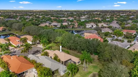 3828 Newhaven Lake Drive Lake Worth FL 33449