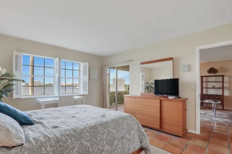1025 Sugar Sands Boulevard Singer Island FL 33404
