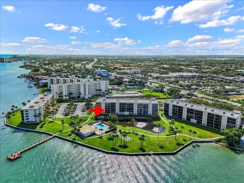 200 Intracoastal Place Tequesta FL 33469