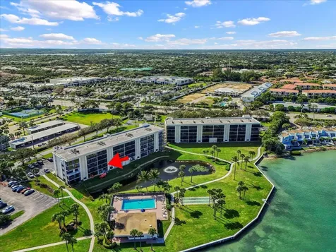 200 Intracoastal Place Tequesta FL 33469