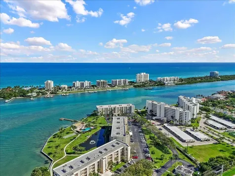 200 Intracoastal Place Tequesta FL 33469