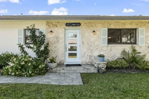 518 Sw 28th Avenue Boynton Beach FL 33435