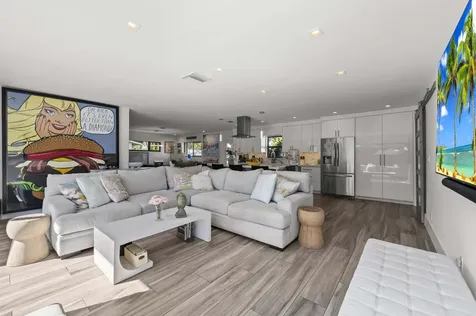 518 Sw 28th Avenue Boynton Beach FL 33435