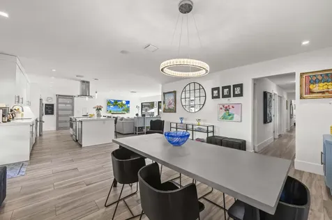 518 Sw 28th Avenue Boynton Beach FL 33435