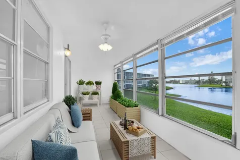 2043 Cornwall C Boca Raton FL 33434