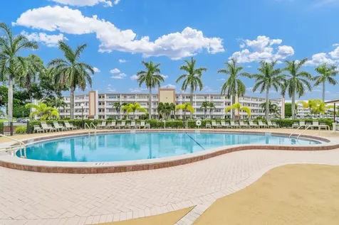 2043 Cornwall C Boca Raton FL 33434
