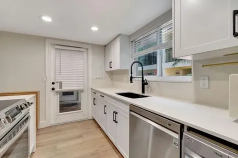 49 SE 7th Avenue Delray Beach FL 33445
