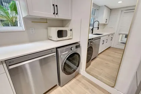 49 SE 7th Avenue Delray Beach FL 33445