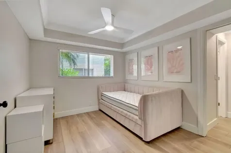 49 SE 7th Avenue Delray Beach FL 33445