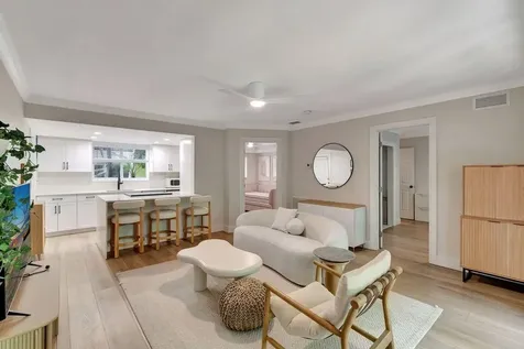 49 SE 7th Avenue Delray Beach FL 33445