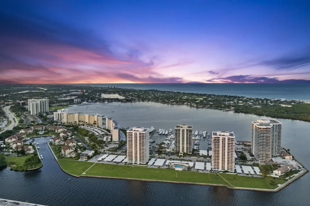 130 Lakeshore Drive North Palm Beach FL 33408