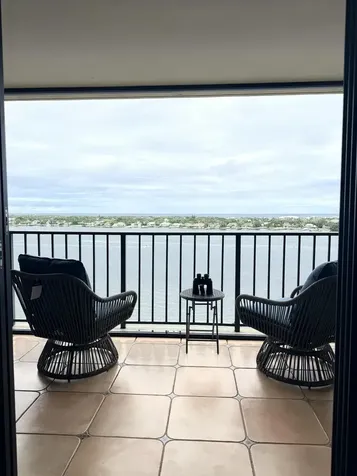 130 Lakeshore Drive North Palm Beach FL 33408