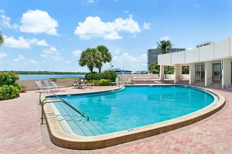 130 Lakeshore Drive North Palm Beach FL 33408
