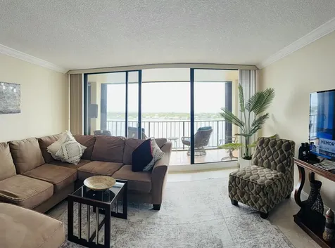 130 Lakeshore Drive North Palm Beach FL 33408