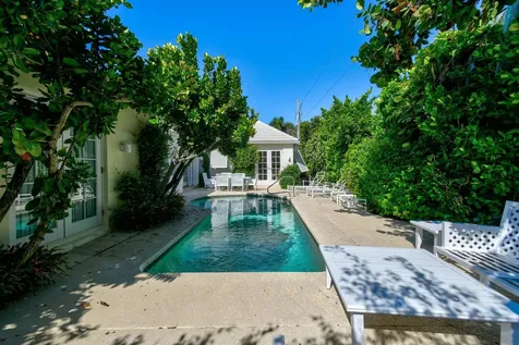 117 Via Vizcaya Palm Beach FL 33480