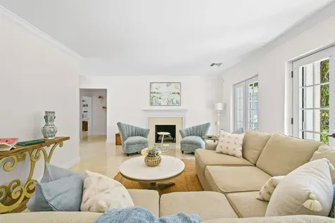 117 Via Vizcaya Palm Beach FL 33480