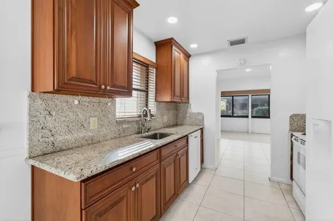 6100 Olivewood Circle Greenacres FL 33463