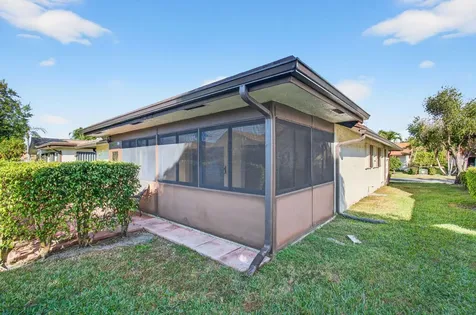 6100 Olivewood Circle Greenacres FL 33463
