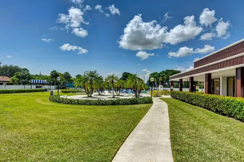 6100 Olivewood Circle Greenacres FL 33463