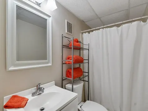 2333 Indian River Boulevard Vero Beach FL 32960