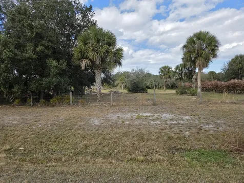 19833 NW 280th Street Okeechobee FL 34972