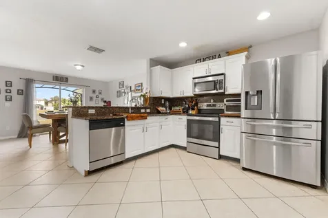 1939 Sw Jamesport Drive Port Saint Lucie FL 34953