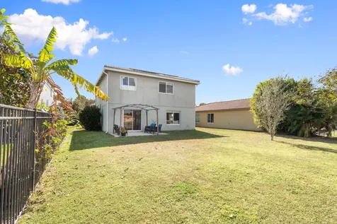 1939 Sw Jamesport Drive Port Saint Lucie FL 34953