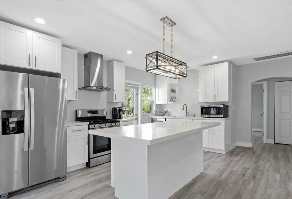 615 SW 9th Street Fort Lauderdale FL 33315