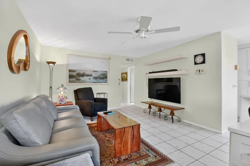 3320 Lake Osborne Drive Lake Worth Beach FL 33461