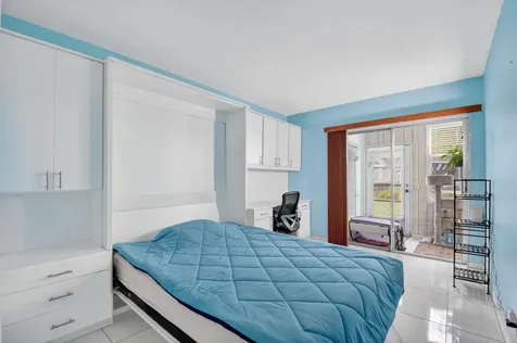 3320 Lake Osborne Drive Lake Worth Beach FL 33461