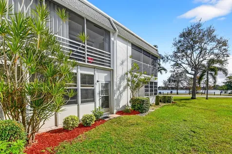 3320 Lake Osborne Drive Lake Worth Beach FL 33461