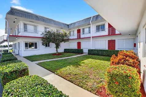 3320 Lake Osborne Drive Lake Worth Beach FL 33461